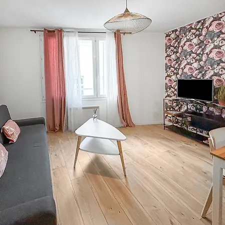 شقة Cosy & Moderne Avec Verriere مُلا